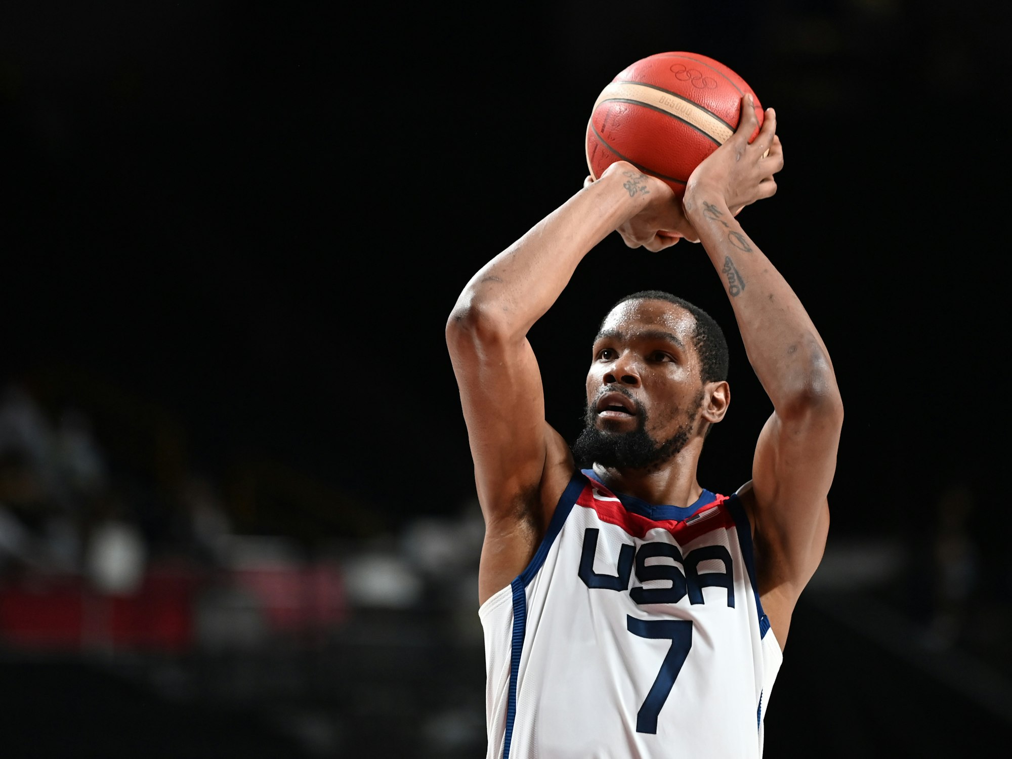 Kevin Durant aus den USA beim Olympia-Finale in Aktion.