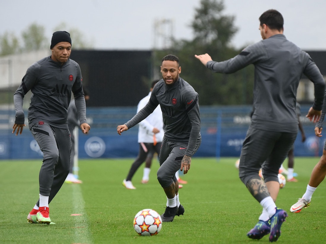 Training bei Paris St. Germain mit Lionel Messi, Neymar und Kylian Mbappé.