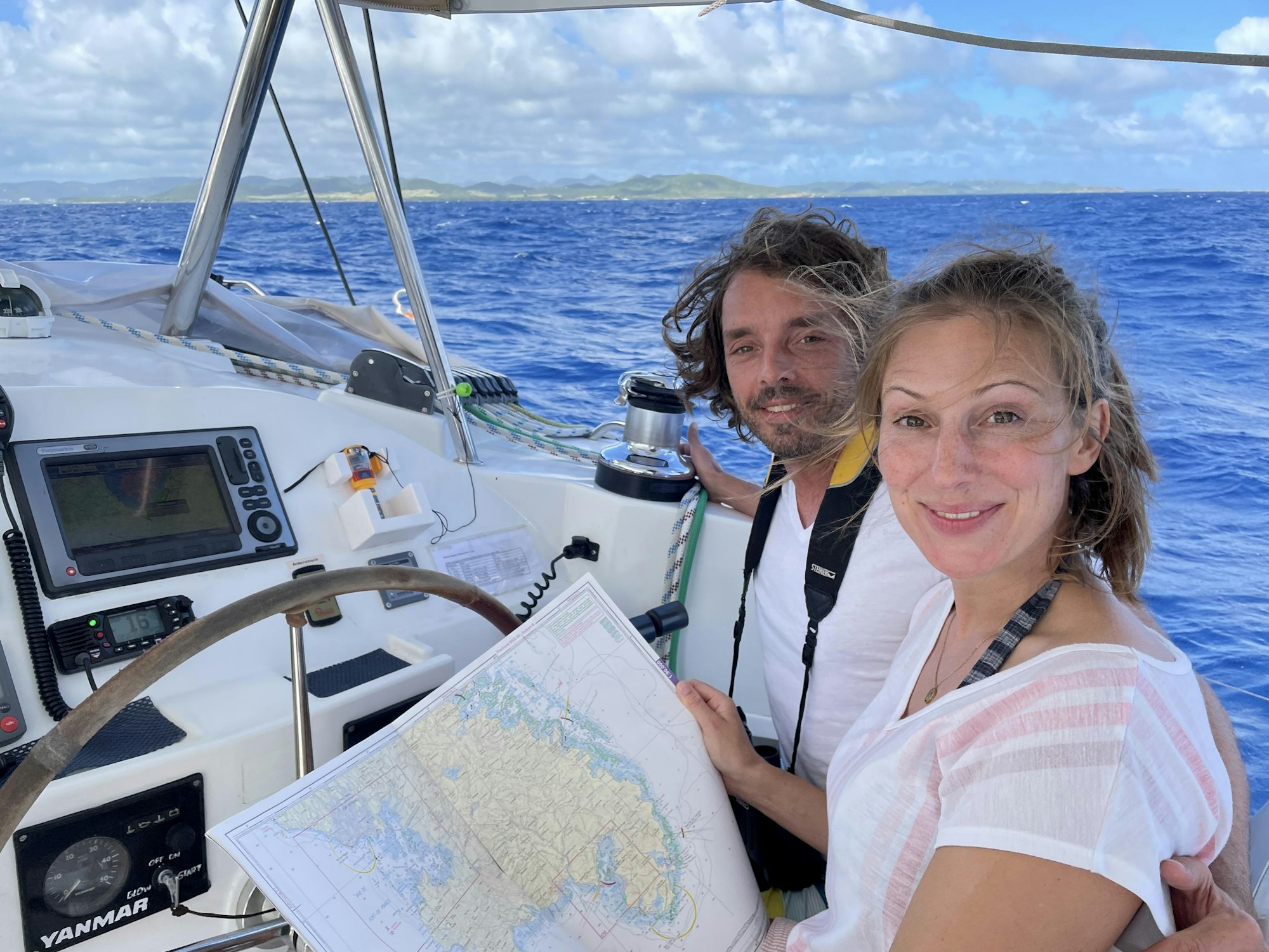 Die Kölner Moderatorin Mara Bergmann hat sich eine Auszeit auf dem Meer genommen. Die Fotos wurden aus dem SoEx gezogen.