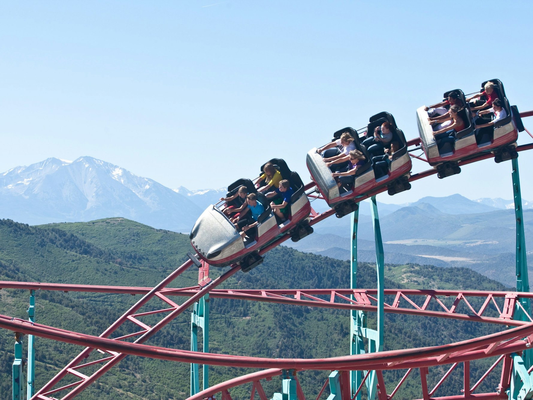 Schrecklicher Unfall in einem Freizeitpark in den USA (hier ein Archivfoto von einer anderen Achterbahn im „Glenwood Caverns Adventure Park“).