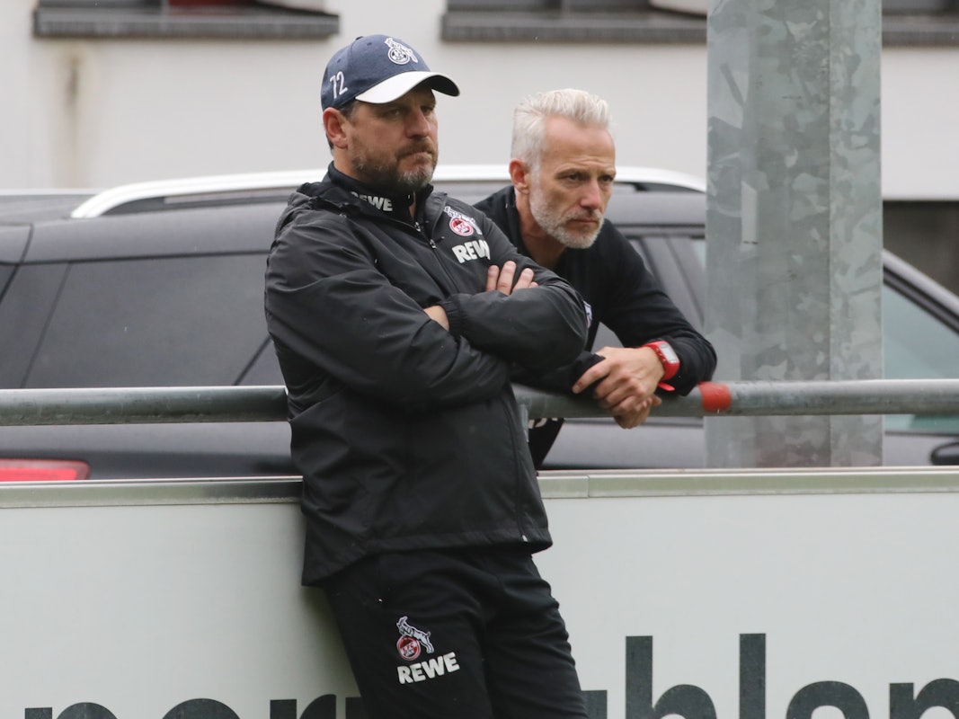 Steffen Baumgart und Mark Zimmermann beim Training des 1. FC Köln.