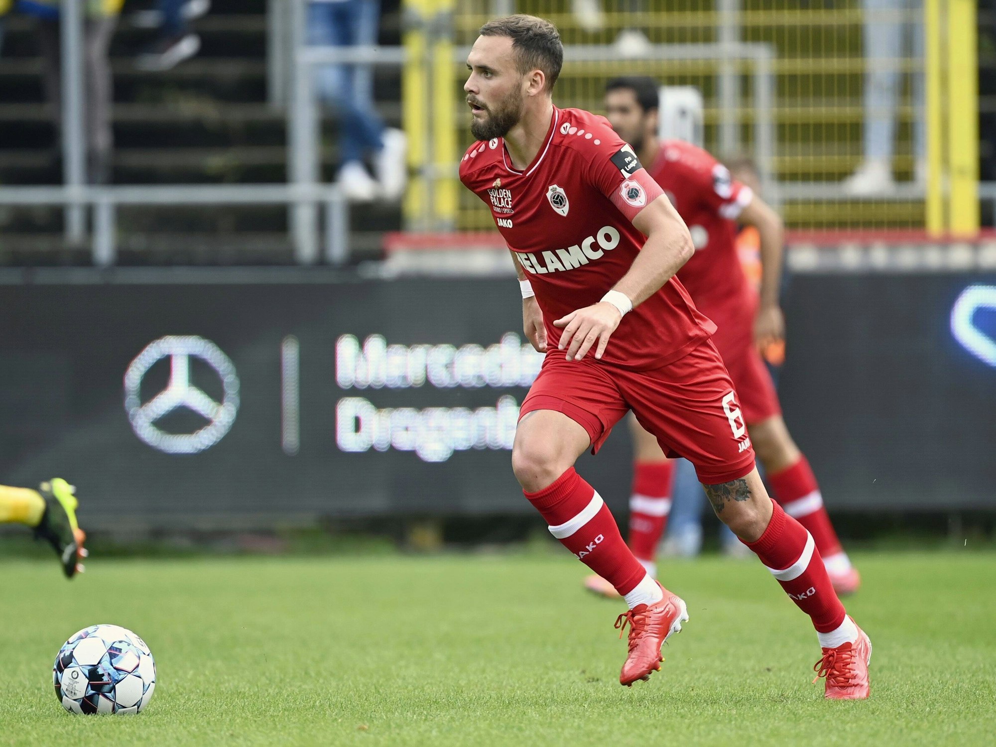 Birger Verstraete als Kapitän von Royal Antwerpen.