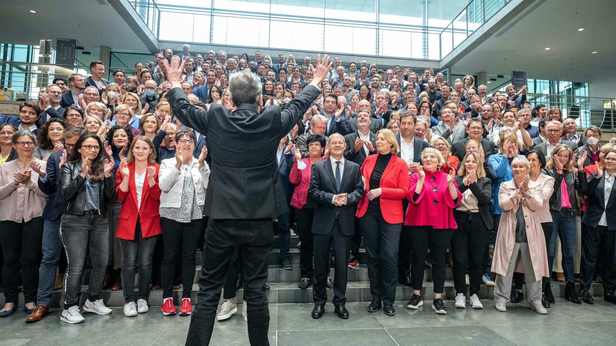 Die SPD-Fraktion nach der Sitzung im Bundestag.