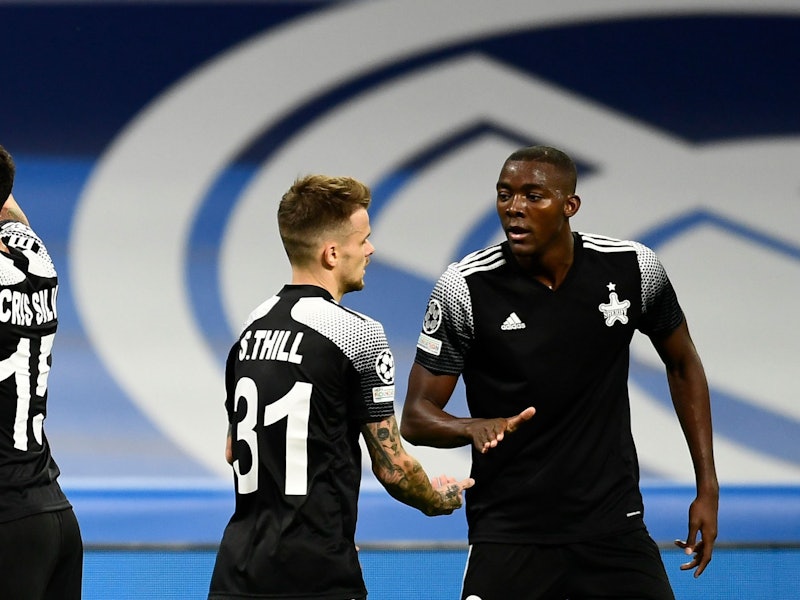 Champions League, Gruppenphase, Gruppe D, 2. Spieltag, Real Madrid verliert gegen Sheriff Tiraspol im Bernabeu-Stadion.