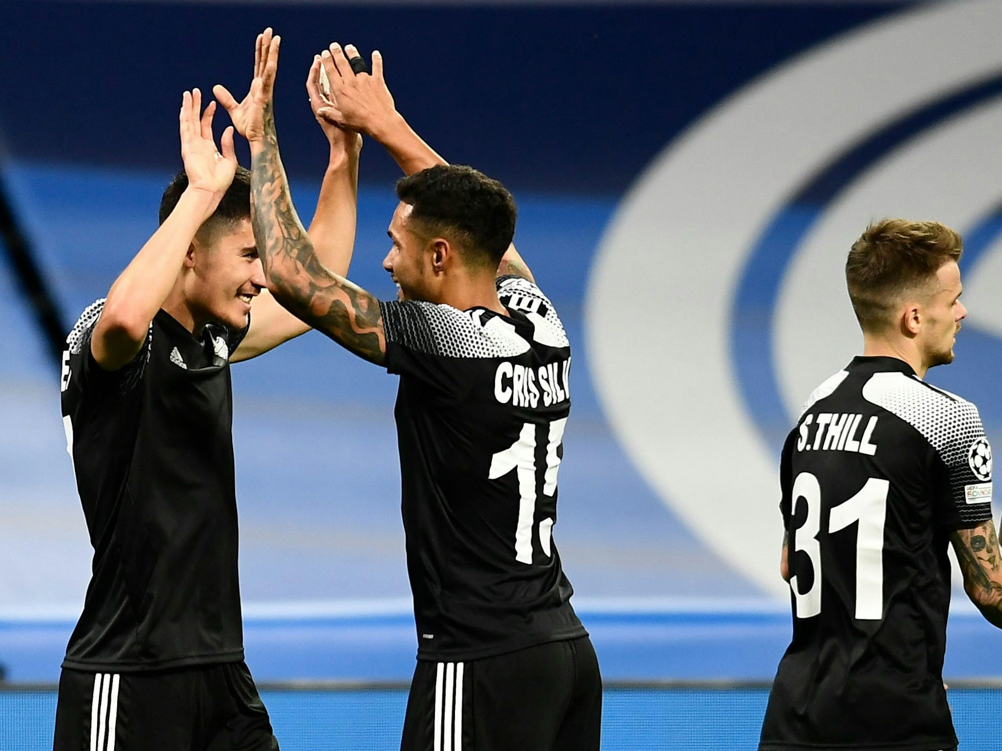 Champions League, Gruppenphase, Gruppe D, 2. Spieltag, Real Madrid verliert gegen Sheriff Tiraspol im Bernabeu-Stadion.