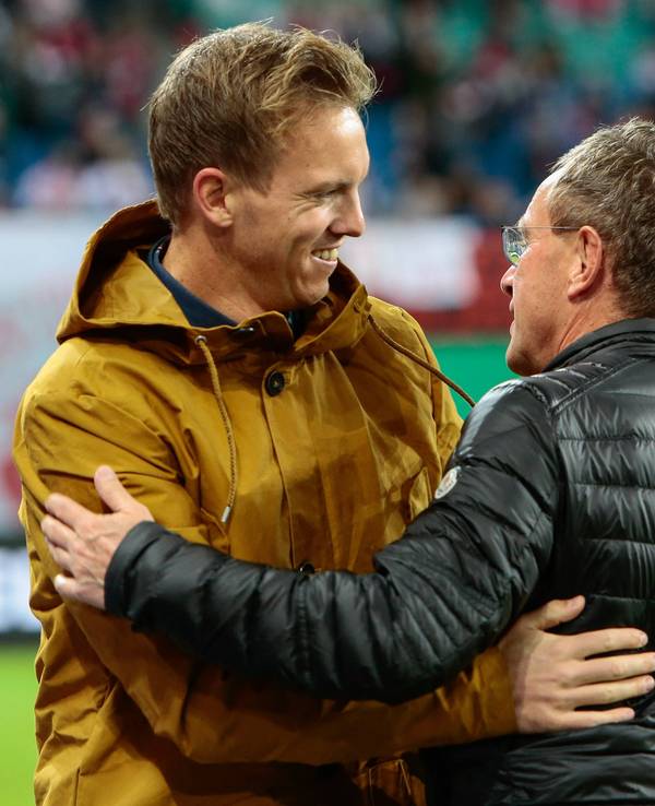 Julian Nagelsmann und Ralf Rangnick nehmen sich in den Arm