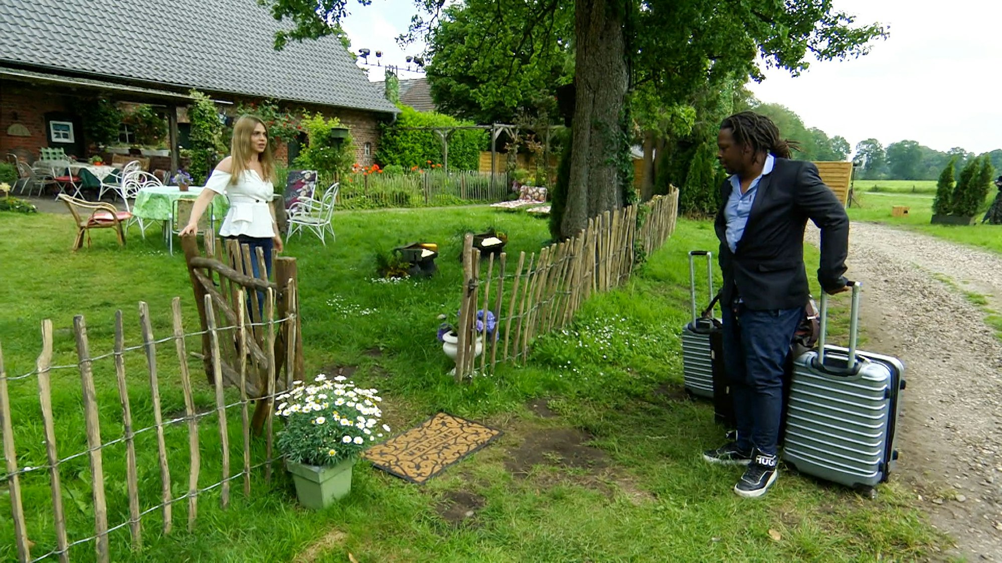 Sommerhaus der Stars 2021: Mola Adebisi und Adelina Zilai