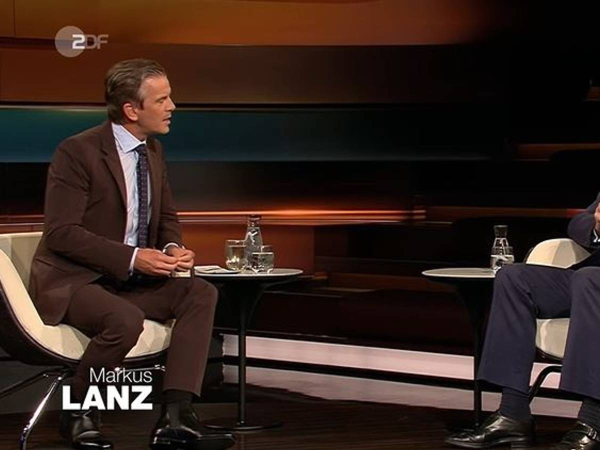 Peter Ramsauer (CSU) ist am 30. September 2021 zu Gast bei Markus Lanz. Er sprang für Markus Söder (CSU) ein, der kurzfristig abgesagt hatte.