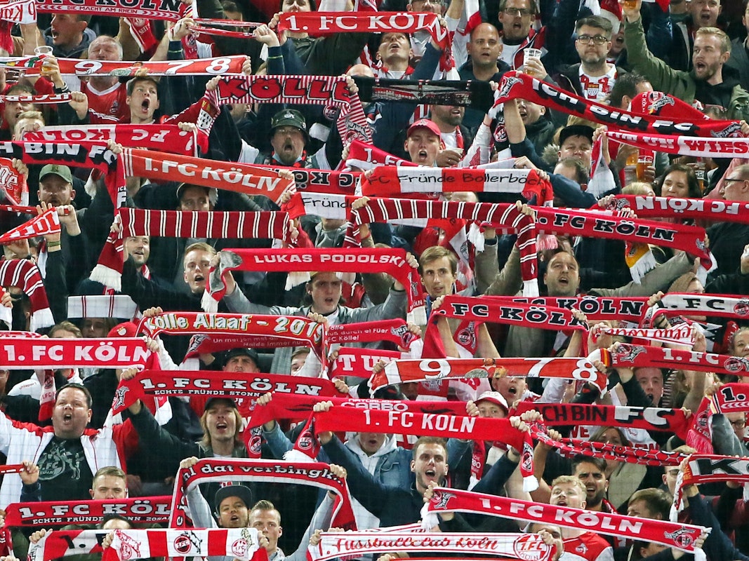 Fans des 1. FC Köln gegen Greuther Fürth