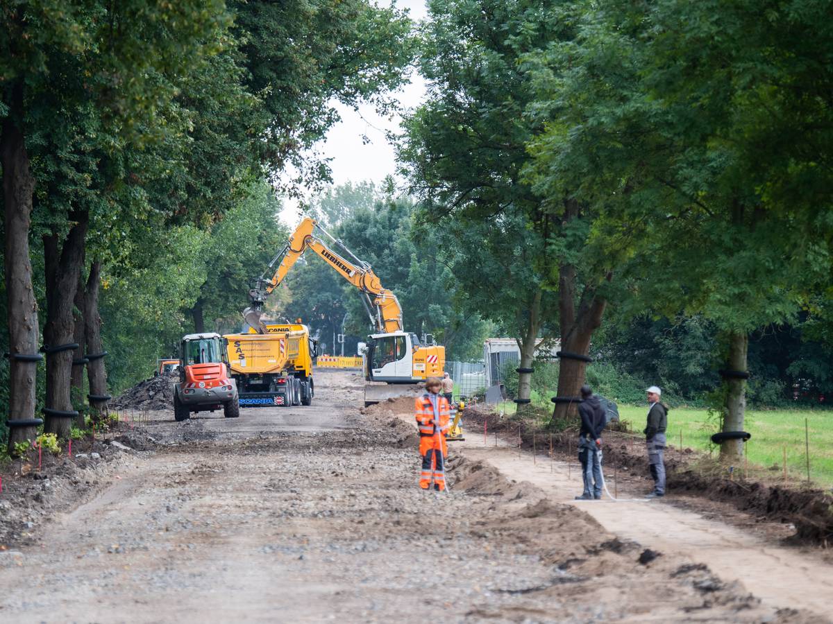Eine Straße und ein Radweg zwischen Hannover und Hemmingen in der Region Hannover werden erneuert.