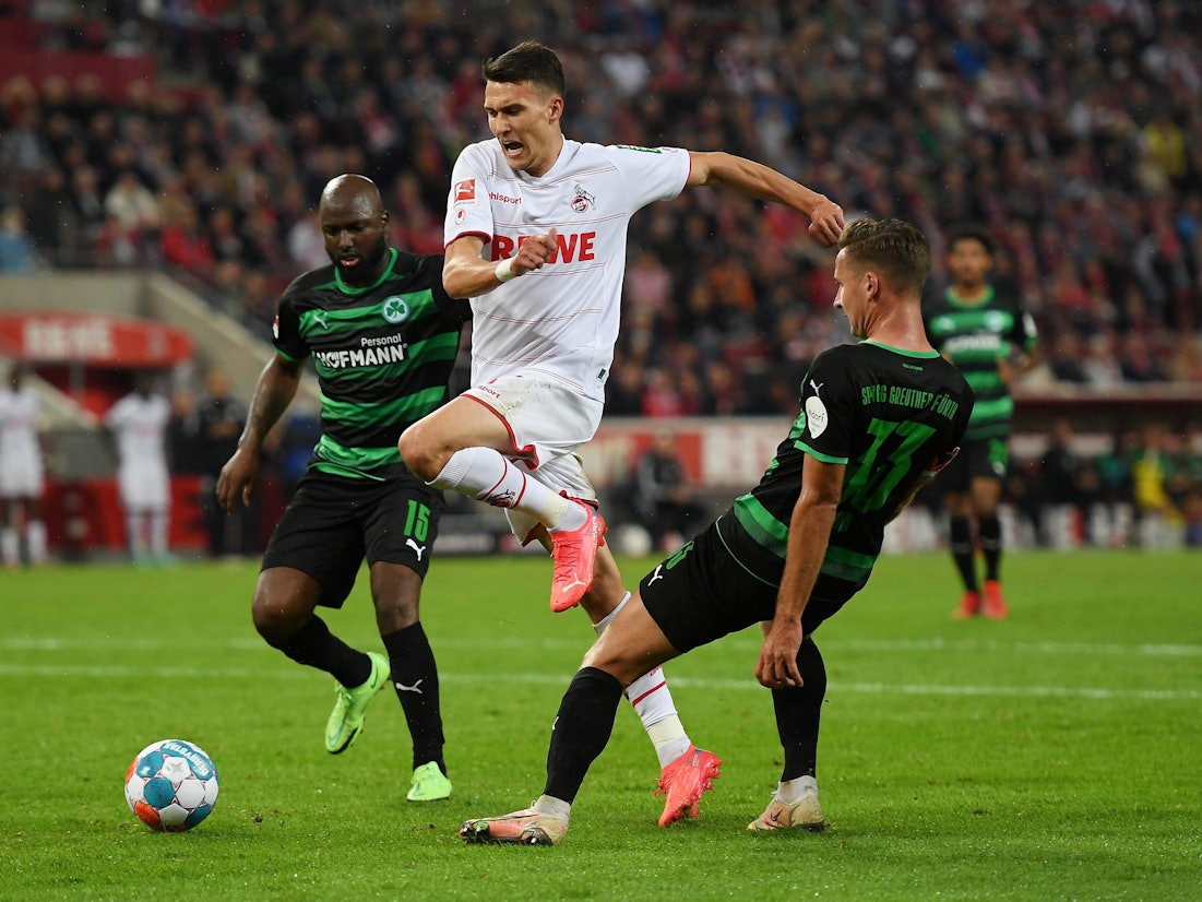 Dejan Ljubicic spielt für den 1. FC Köln gegen Greuther Fürth.