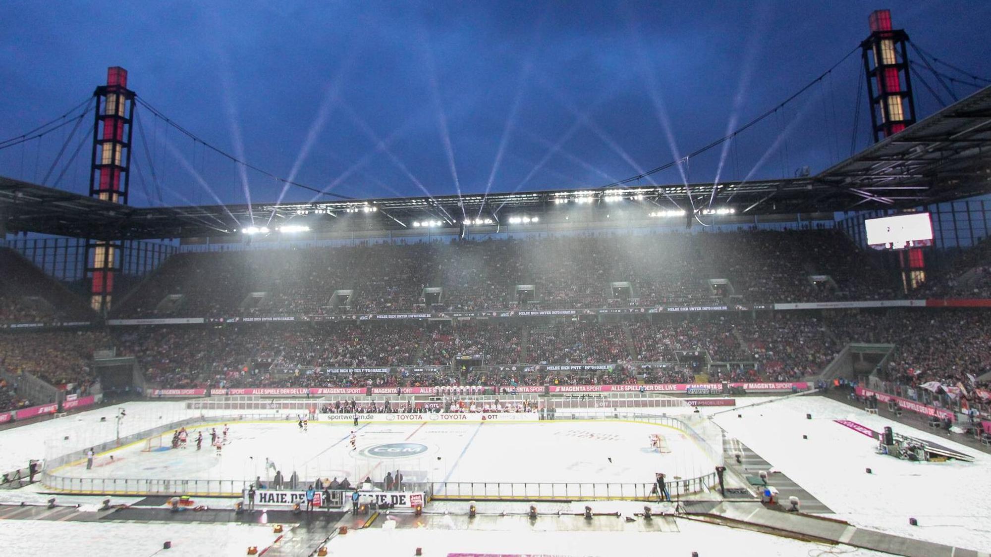 Winter Game 2019 zwischen den Kölner Haien und der Düsseldorfer EG.