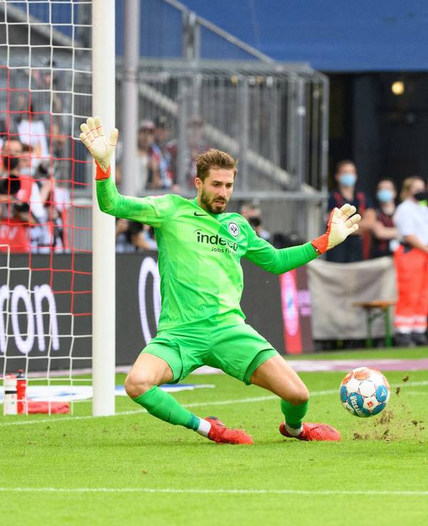 Robert Lewandowski scheitert an Kevin Trapp.