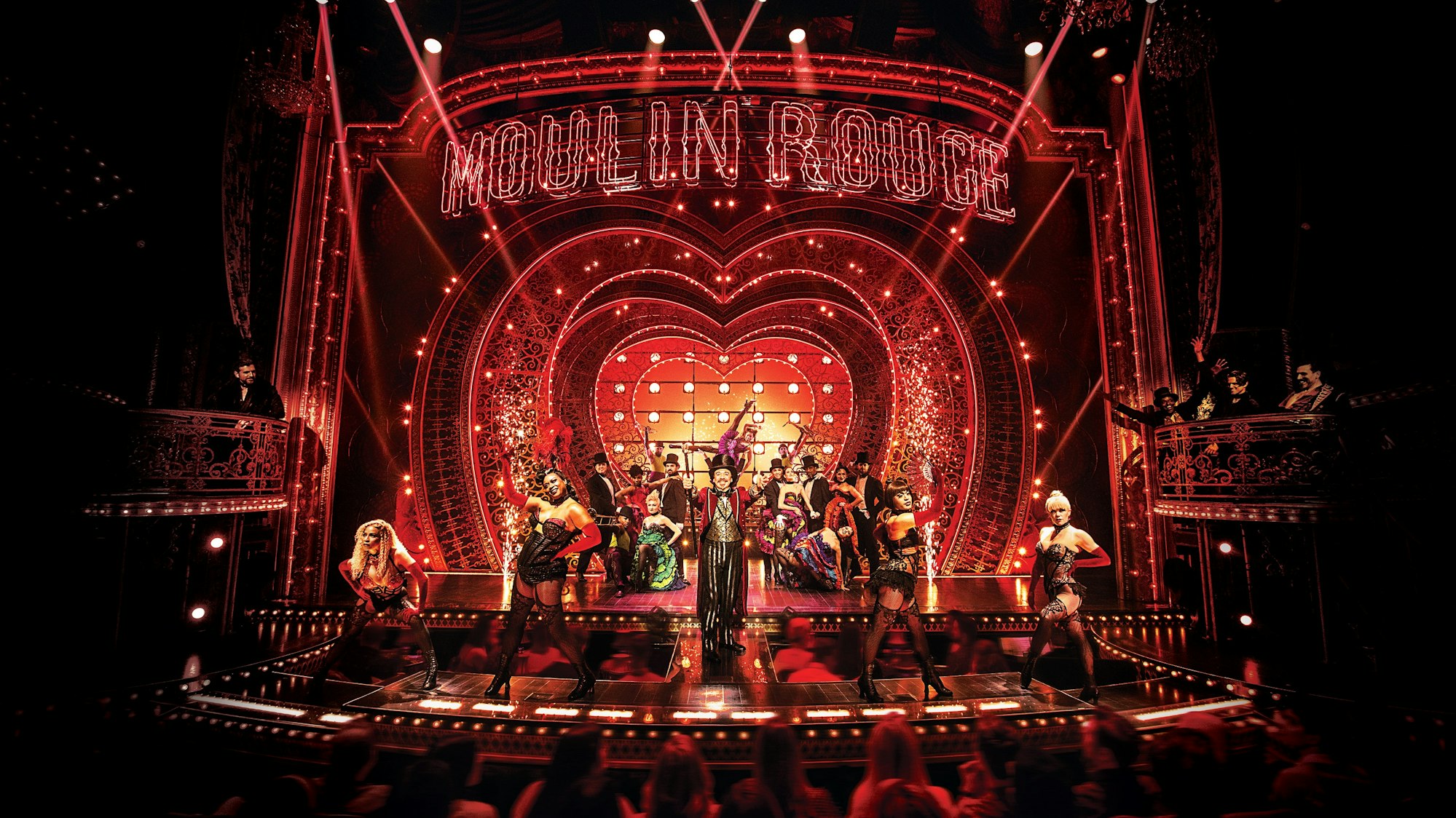 Live-Szene aus dem Musical Moulin Rouge, das 2022 nach Köln kommt.