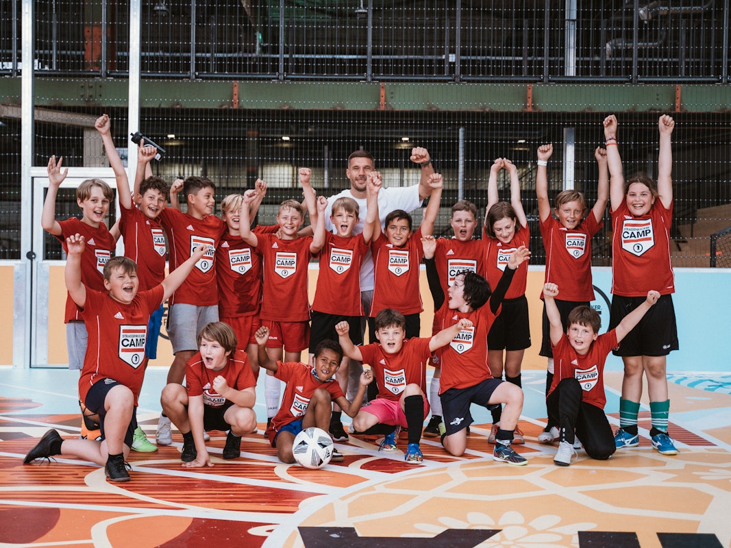 Das Strassenkicker.Camp von Lukas Podolski in den Sommerferien 2021 in Köln-Mülheim.