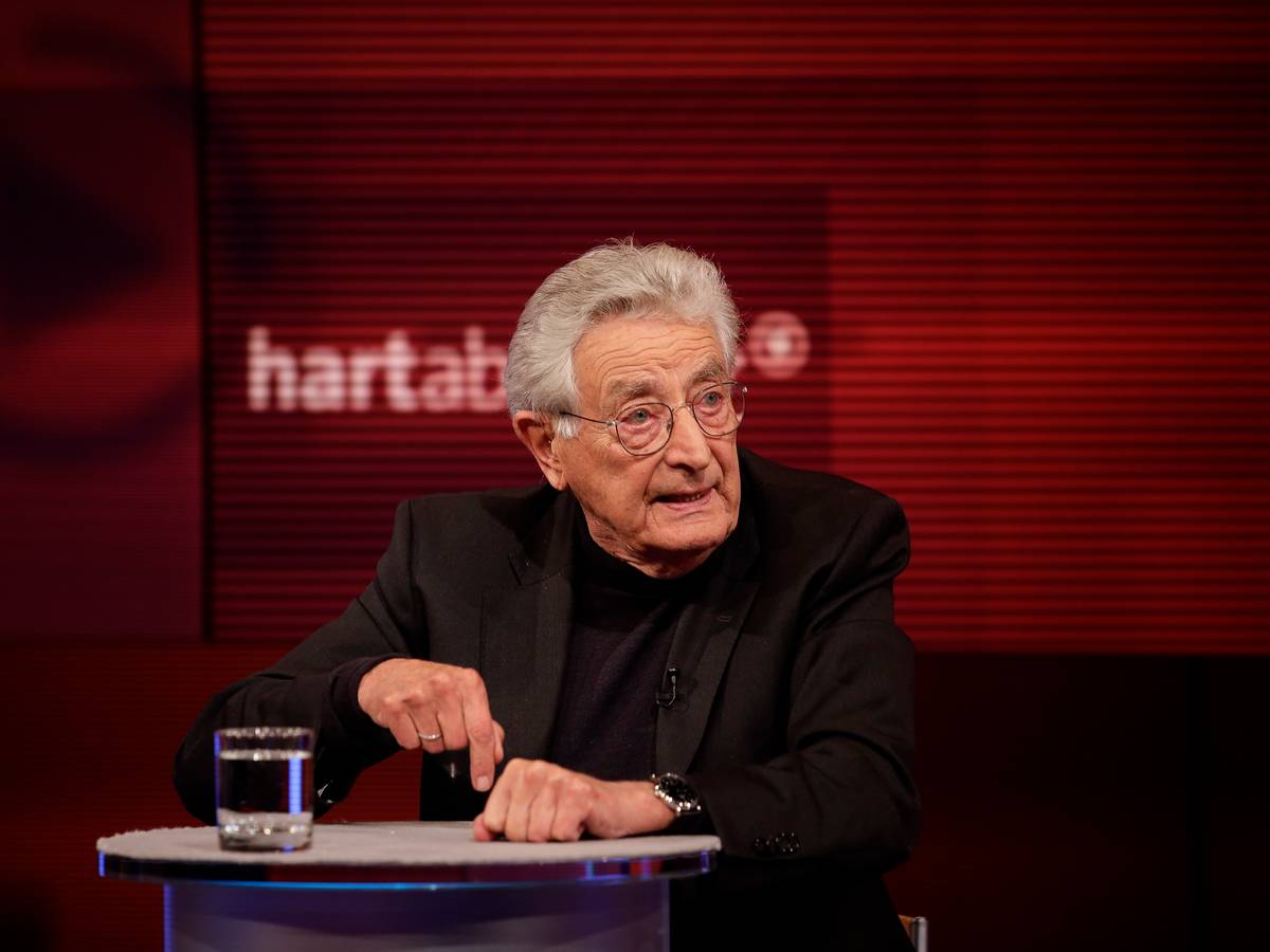FDP-Urgestein Gerhart Baum wurde bei „Hart aber fair“ am Montagabend (05. September) plötzlich wütend, als es um Armin Laschet ging.