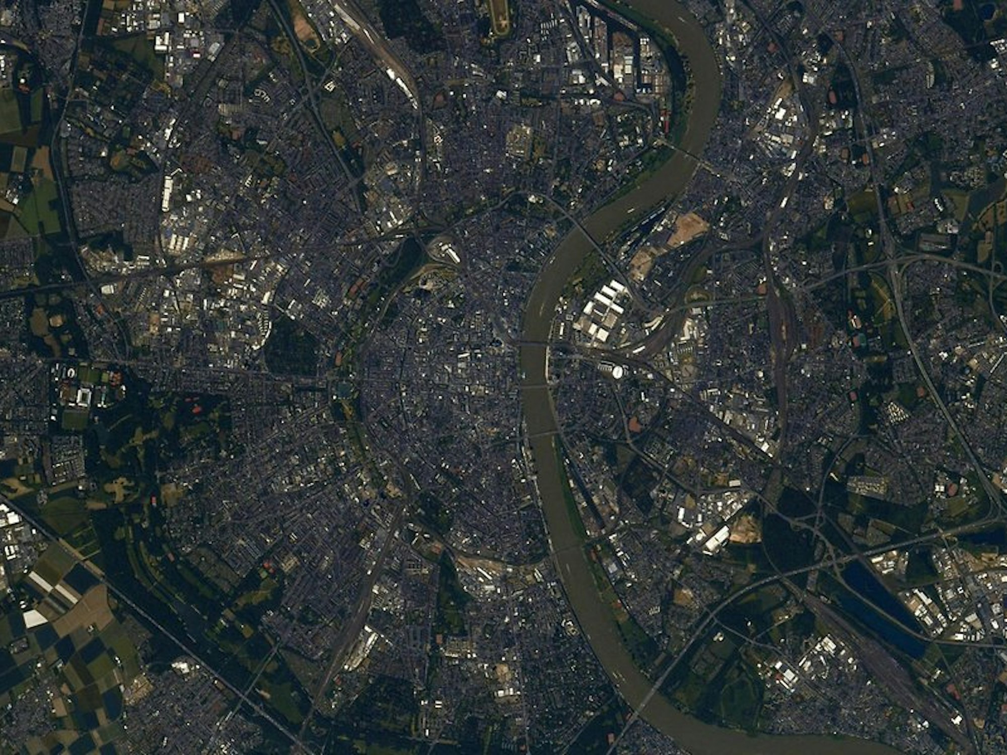 Köln aus dem All.