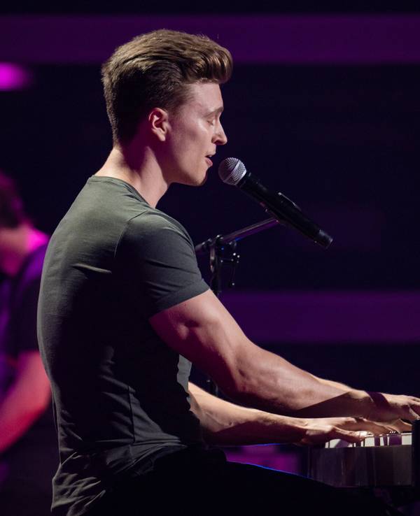 Der Kölner Nico während seines Auftritts bei „The Voice of Germany“.