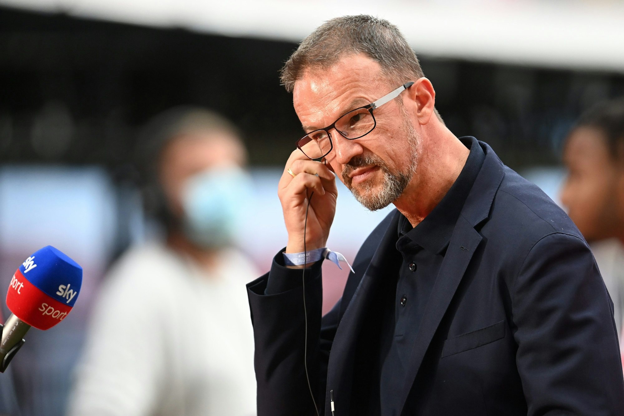 Fredi Bobic, Sport-Geschäftsführer von Hertha BSC, gibt nach dem Spiel ein Interview.