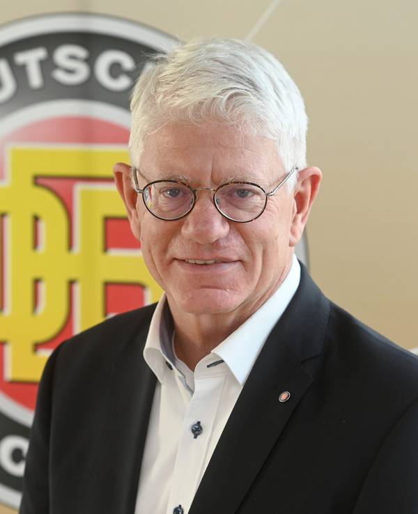 Franz Reindl, Präsident des Deutschen Eishockey-Bundes.