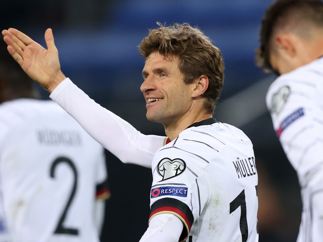 Deutschlands Thomas Müller freut sich über das Tor gegen Rumänien.