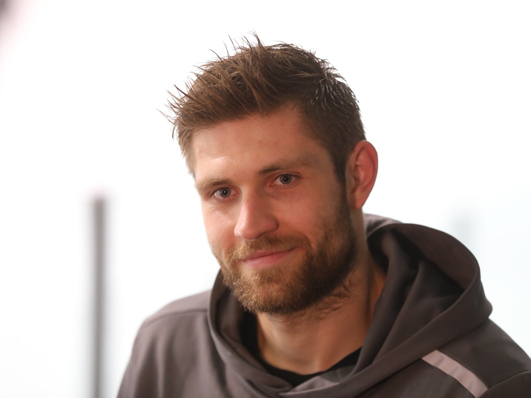 Leon Draisaitl (Edmonton Oilers) beim Training der Kölner Haie im Oktober 2020.