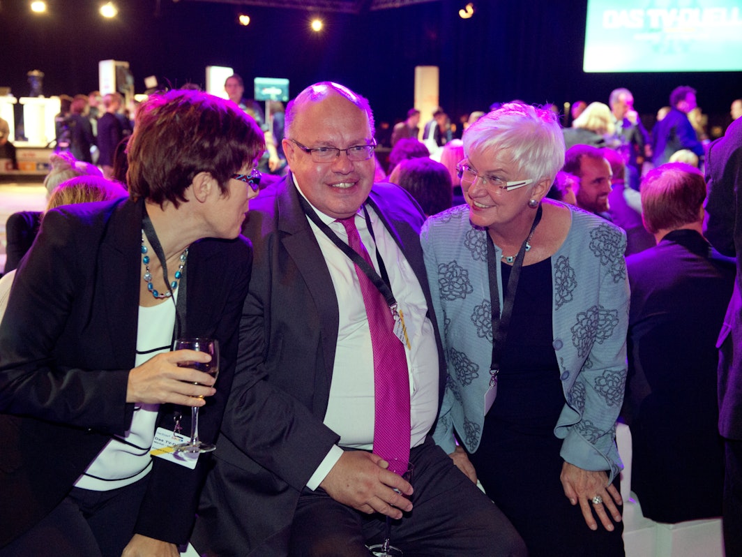 Annegret Kramp-Karrenbauer (CDU, v.l), Bundesumweltminister Peter Altmaier (CDU) und CSU-Landesgruppenchefin Gerda Hasselfeldt 2013 in Berlin.