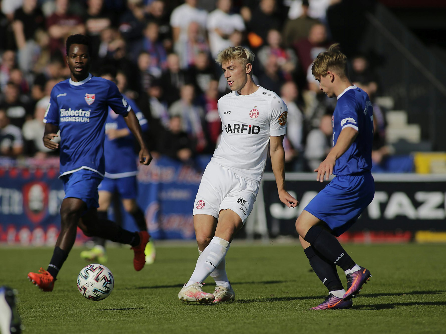 Cedric Harenbrock von Rot Weiss Essen gegen den KFC Uerdingen