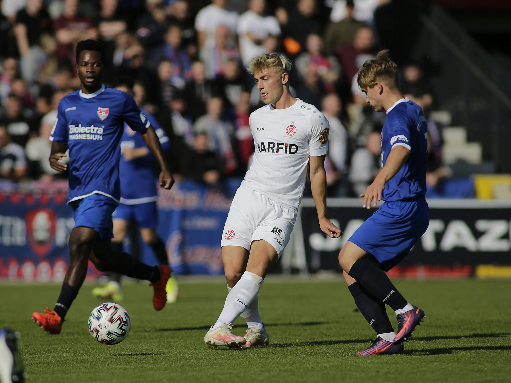 Cedric Harenbrock von Rot Weiss Essen gegen den KFC Uerdingen