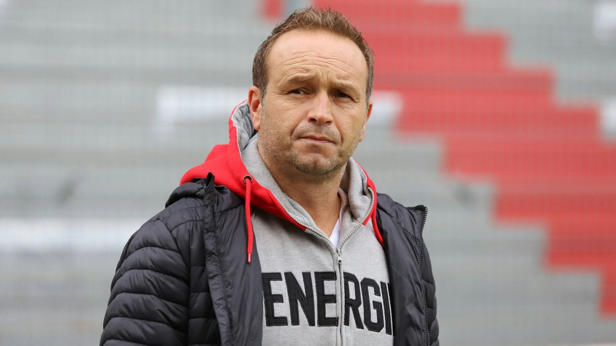 Dirk Lottner trainiert Energie Cottbus in der Regionalliga.