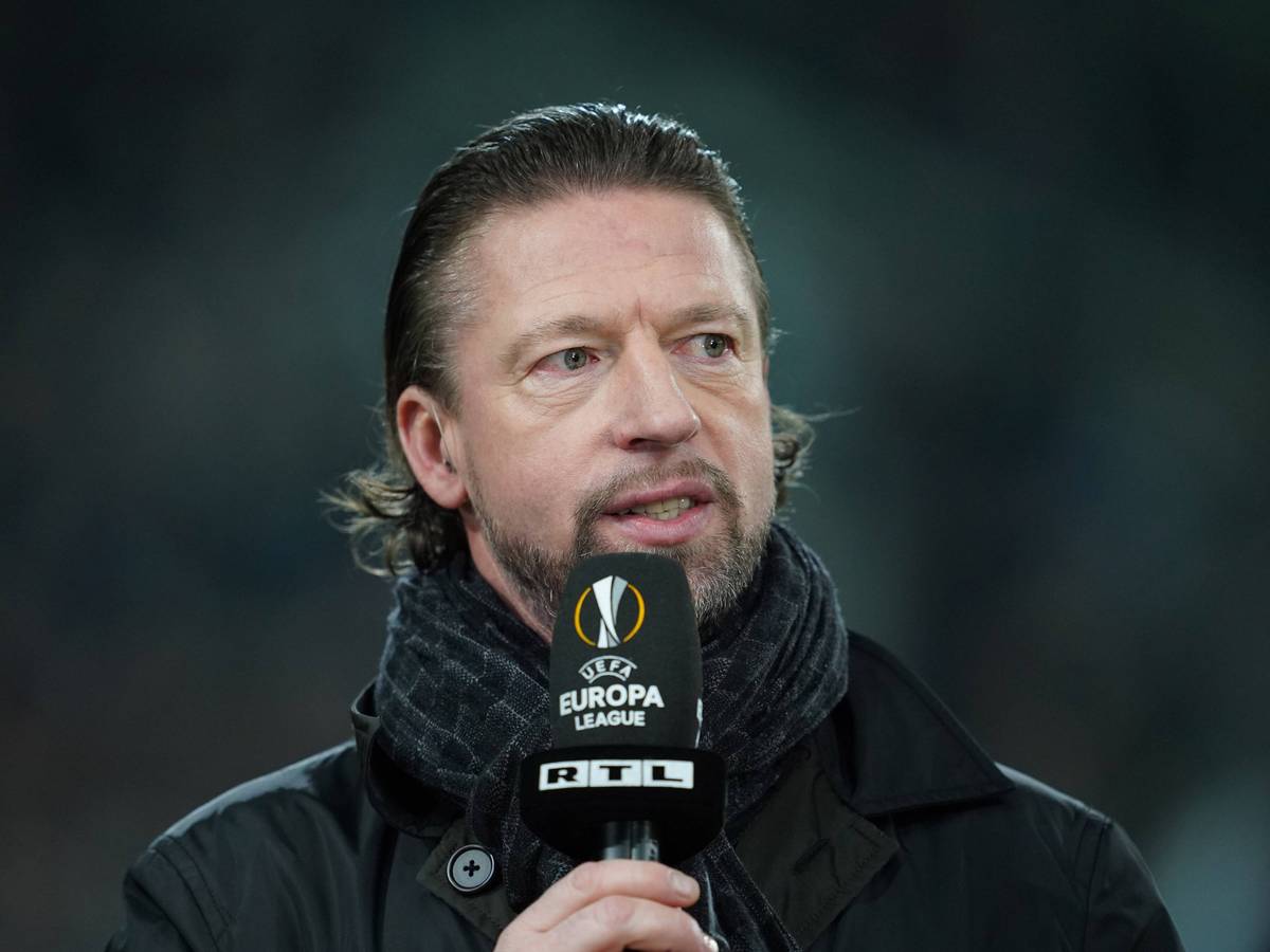 Steffen Freund bei einem Kommentatoren-Einsatz für RTL.