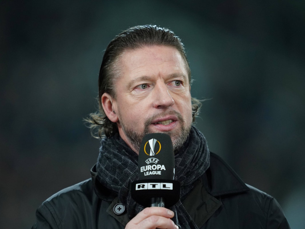 Steffen Freund bei einem Kommentatoren-Einsatz für RTL.