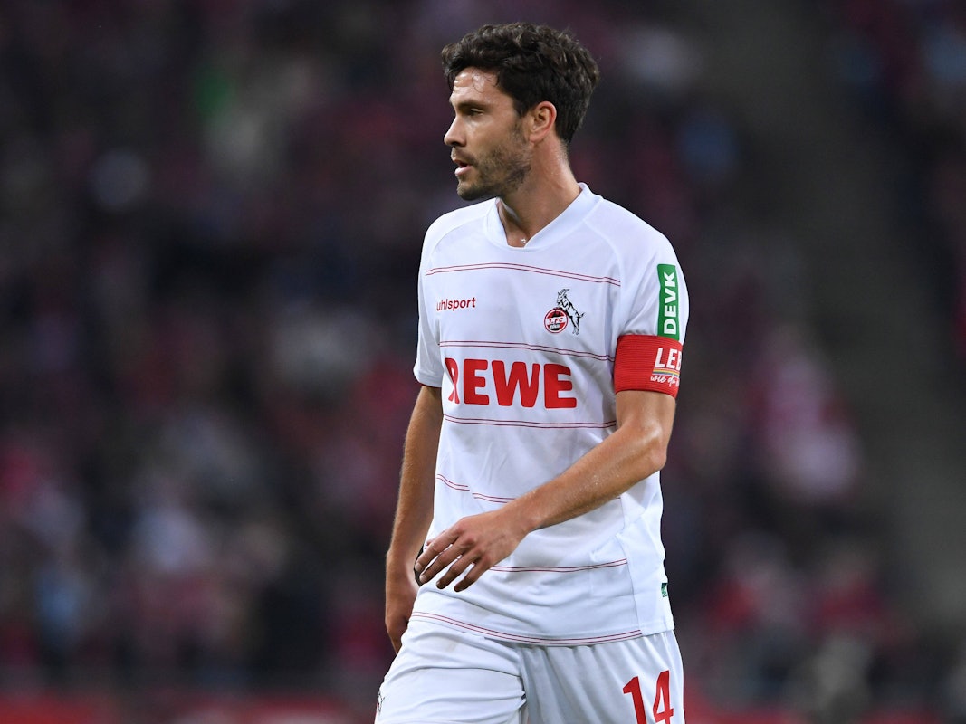 Jonas Hector (31) mit der Kapitänsbinde im Bundesligaspiel gegen Greuther Fürth (1. Oktober 2021).