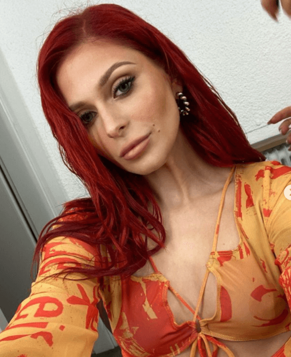 Schlagersängerin Marie Reim lächelt auf einem Instagram-Selfie vom 06. September 2021. Foto gescreenshotet aus Instagram am 12.10.2021 zum Zwecke der Berichterstattung.