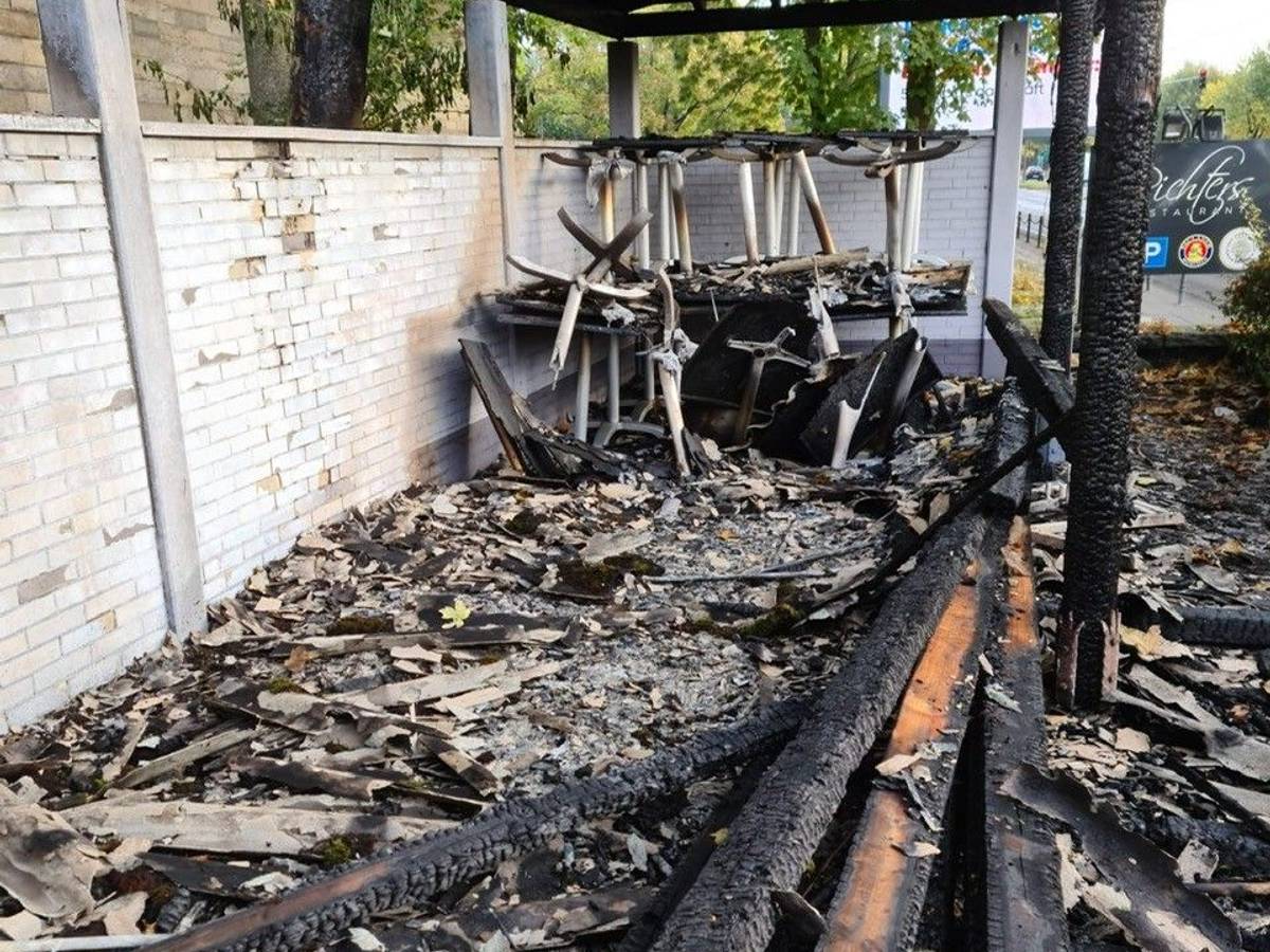 Brandanschlag Richters in Köln an der Zoobrücke