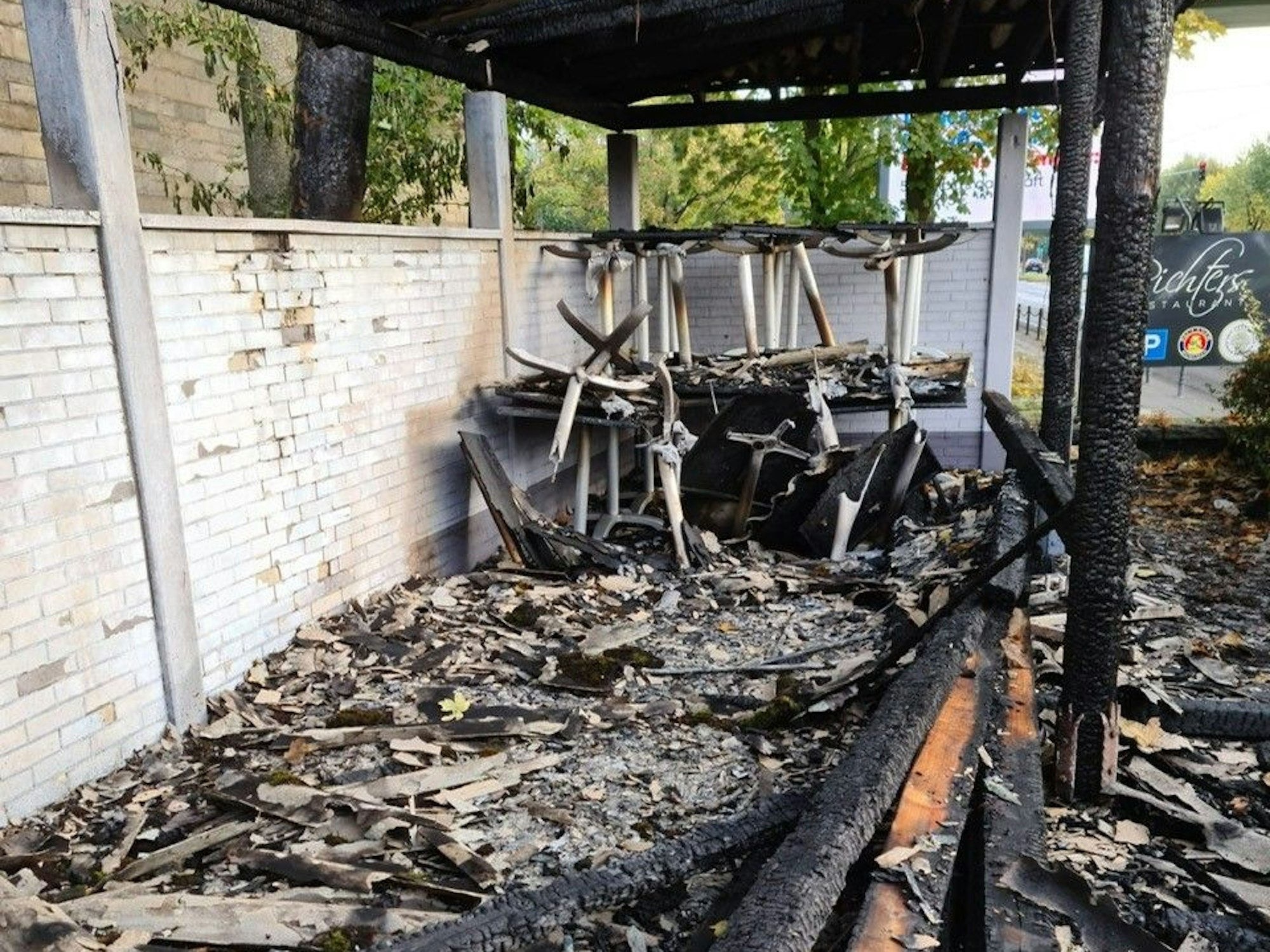Brandanschlag Richters in Köln an der Zoobrücke