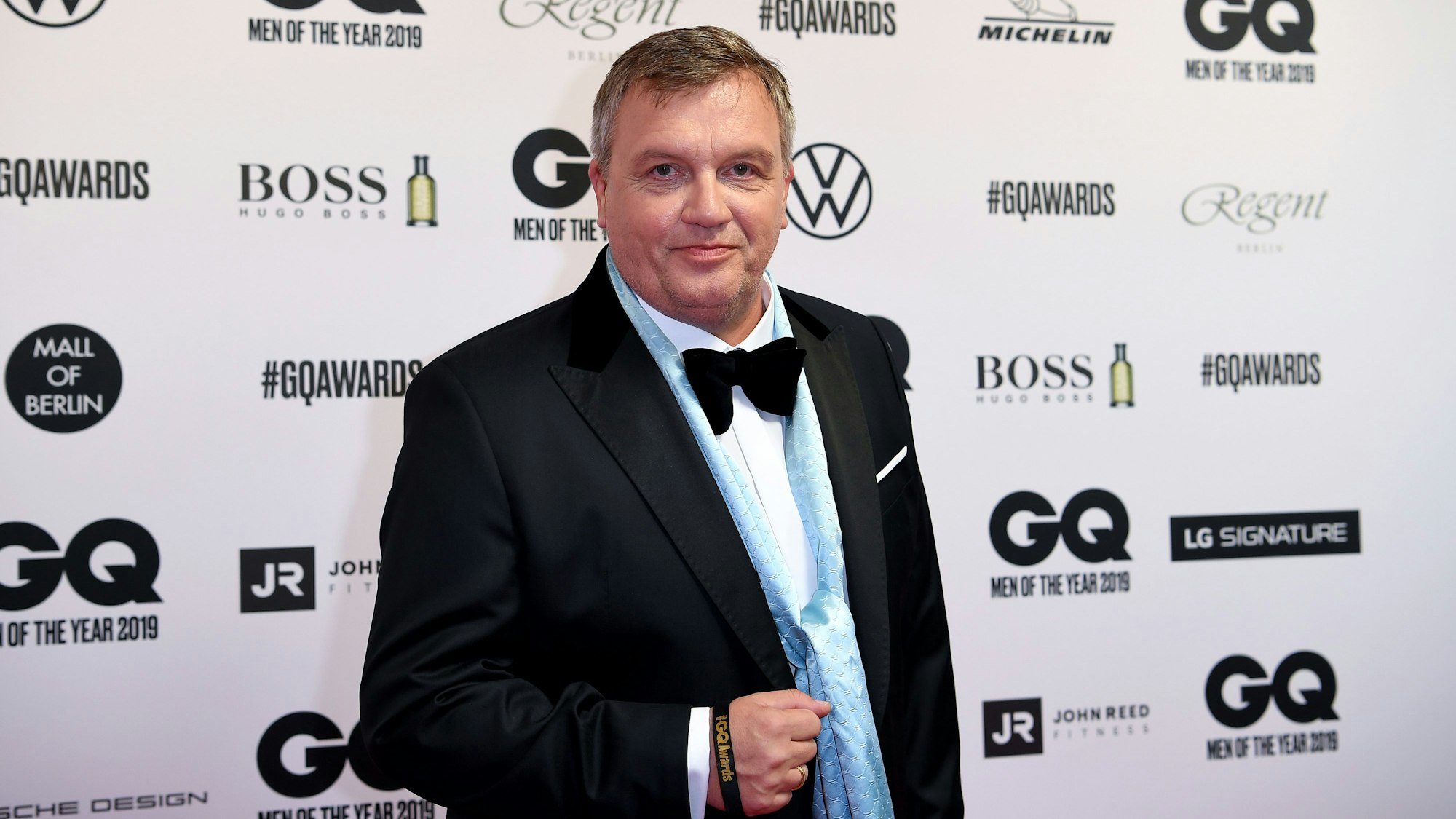 Hape Kerkeling kommt zur Verleihung des „GQ Men of the Year Awards“ 2019.