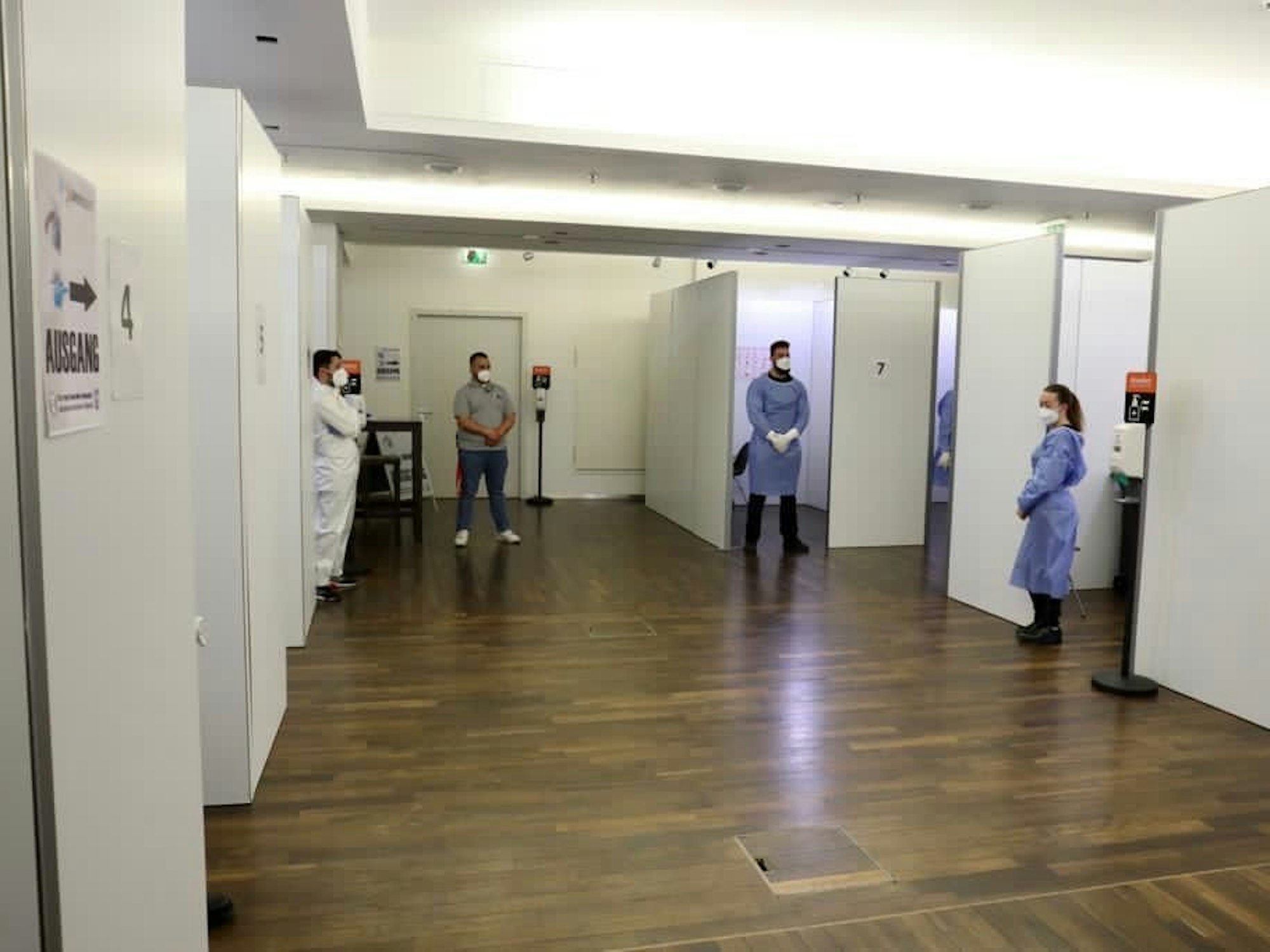 Symbolbild einer Corona-Teststation in Köln.