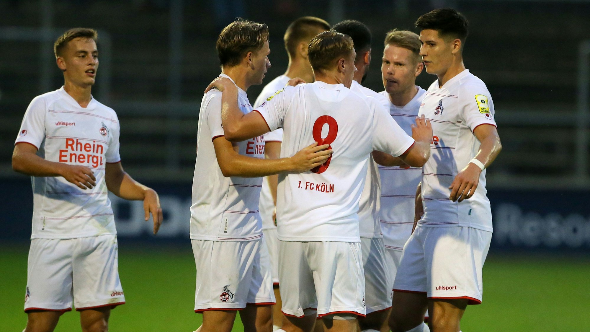 1.FC Köln U21 vs. Alemannia Aachen, Regionalliga West, vorne: Joshua Schwirten (1.FC Köln) bejubelt sein Tor zum 1:0, 15.09.2021, Bild: Herbert Bucco