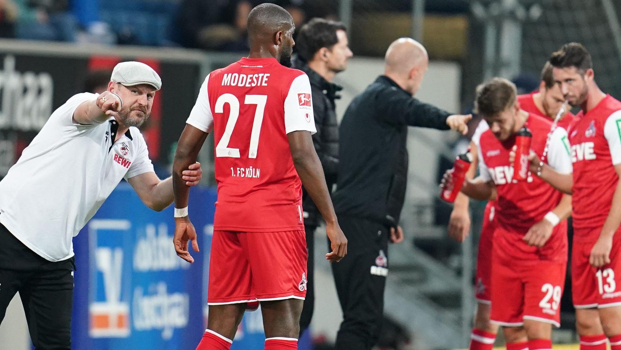 Steffen Baumgart trainiert den 1. FC Köln gegen die TSG Hoffenheim.