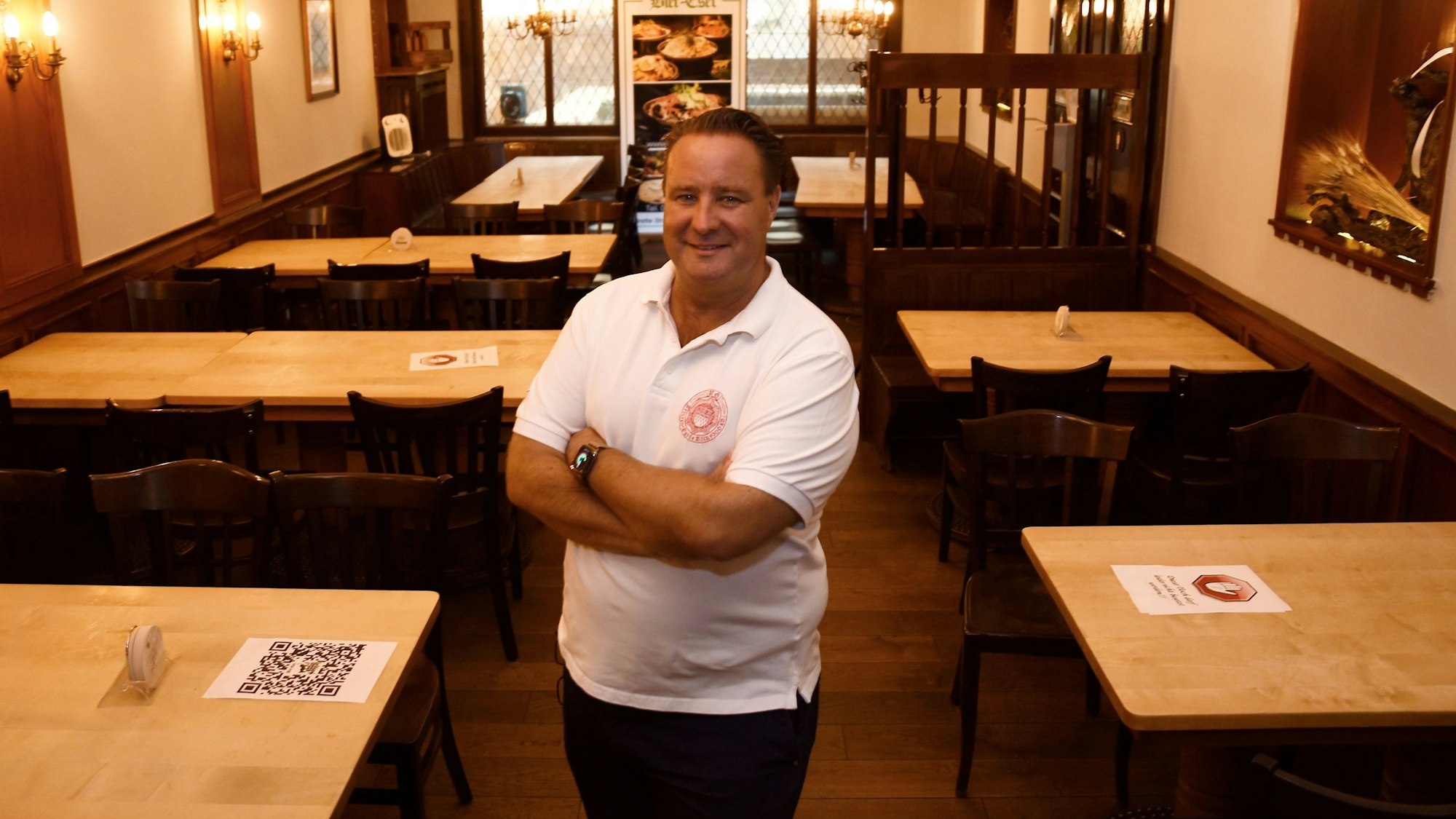 04.08.2020 Köln Reportage die Coronakrise bei den kleinen Gastronomen Bier Esel Breite Straße Inhaber Alexander Manek
Foto: Csaba Peter Rakoczy