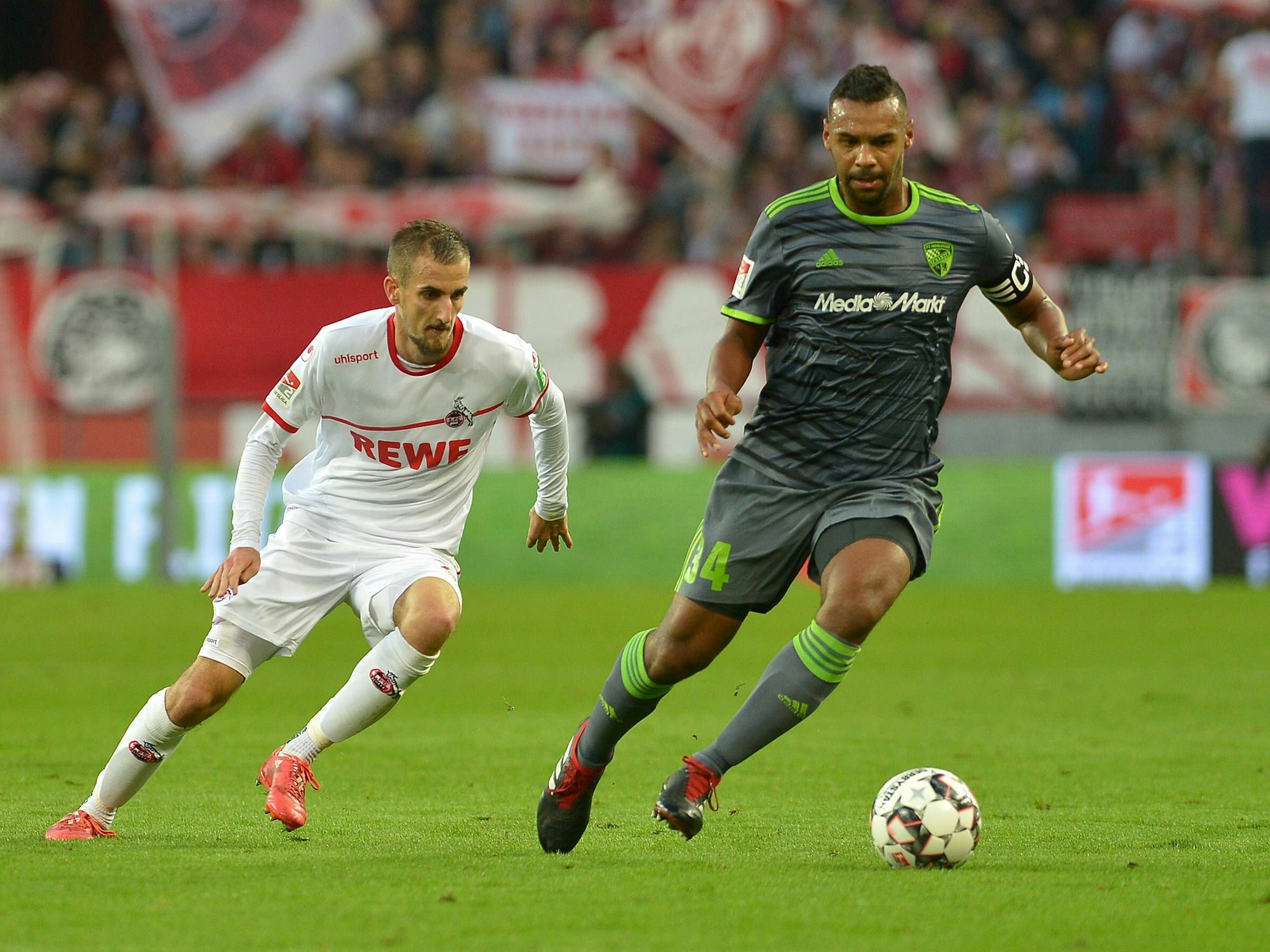 Dominick Drexler im Duell mit Marvin Matip