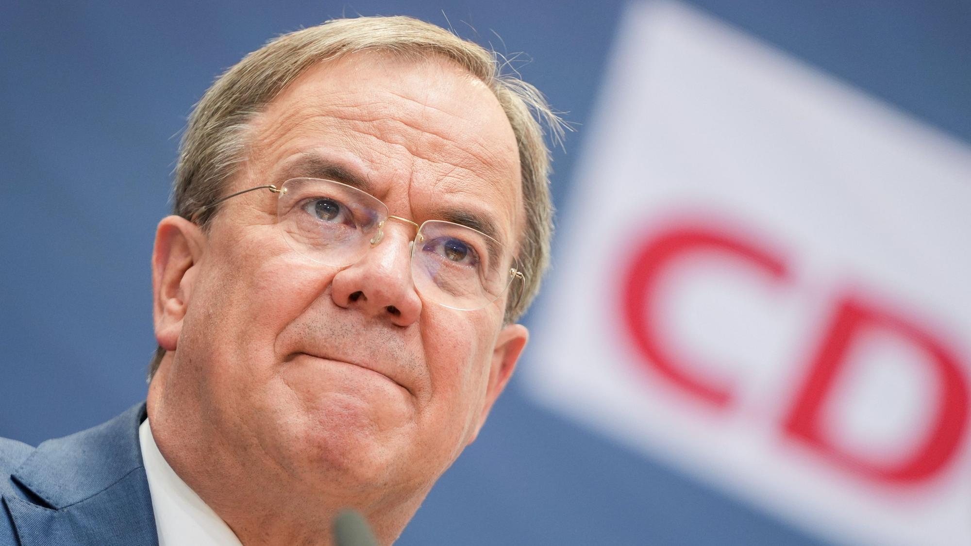 Armin Laschet (Foto vom 13. September 2021) legt das Amt als nordrhein-westfälischer Ministerpräsident nieder.