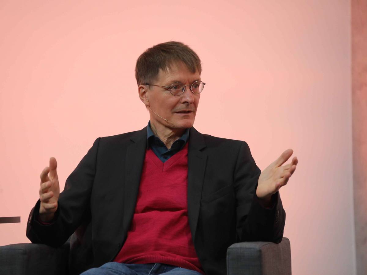 Gesundheitsexperte Karl Lauterbach bei der Talkrunde.