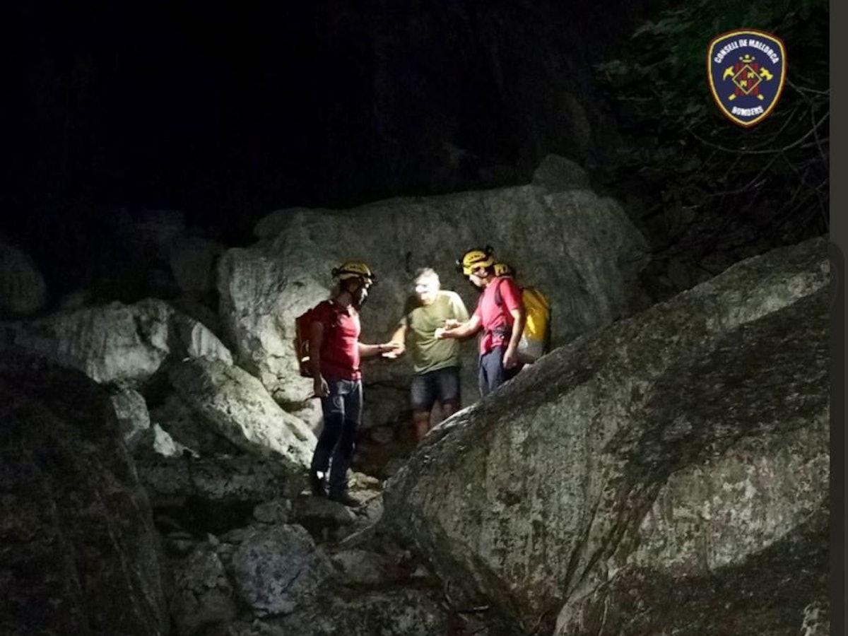 Die Feuerwehr auf Mallorca hat am Montag (18. Oktober 2021) vier deutsche Wanderer aus einer Schlucht gerettet.