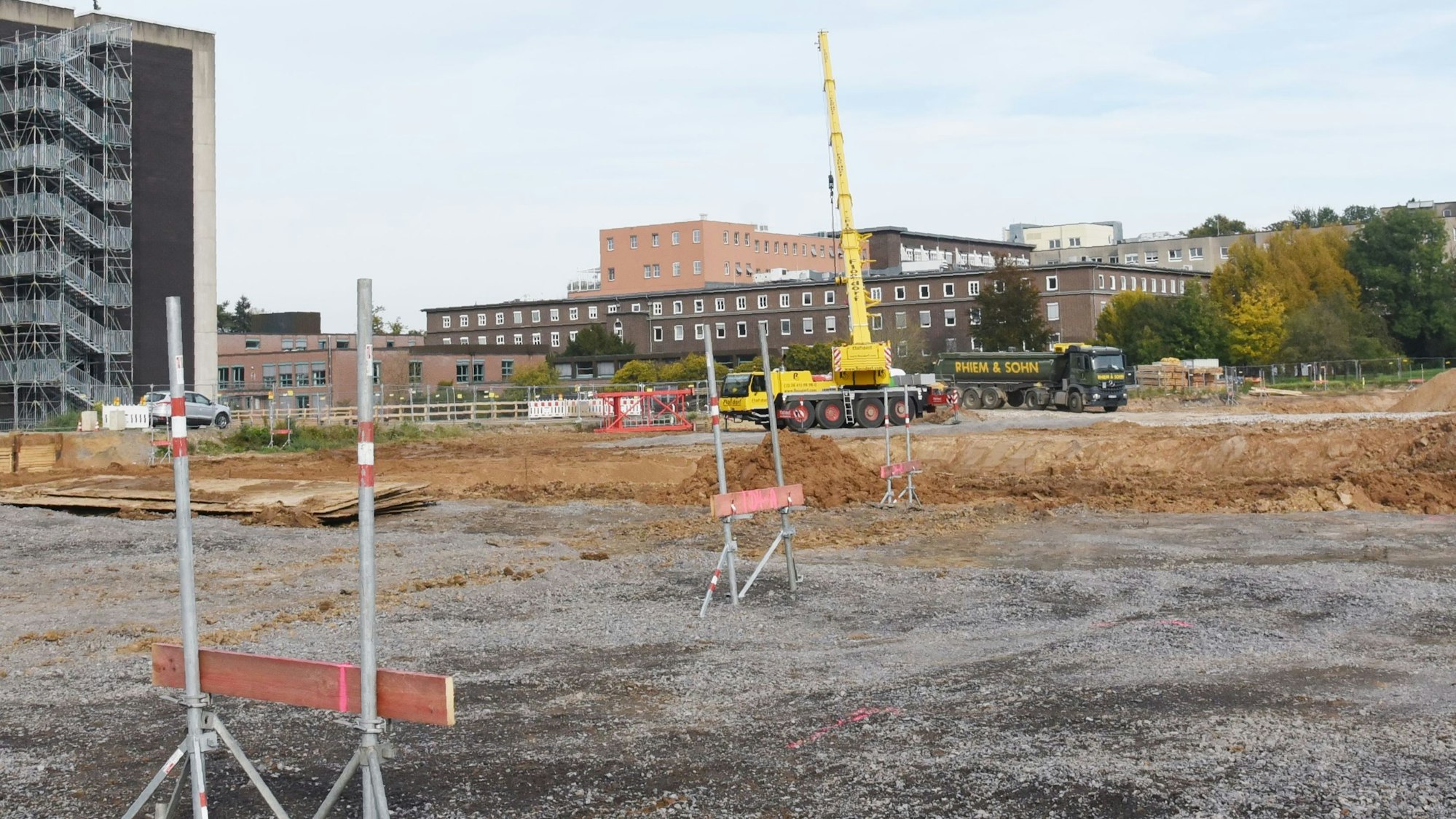 Bombenfund auf einem Gelände an der Werthmannstraße in Köln Lindenthal.
