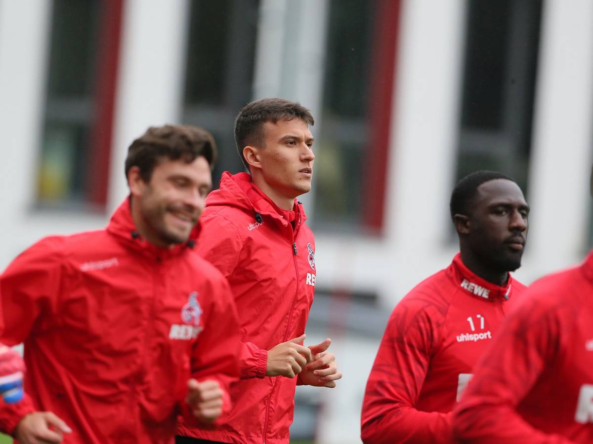 Jonas Hector, Dejan Ljubicic und Kingsley Schindler im Training des 1. FC Köln