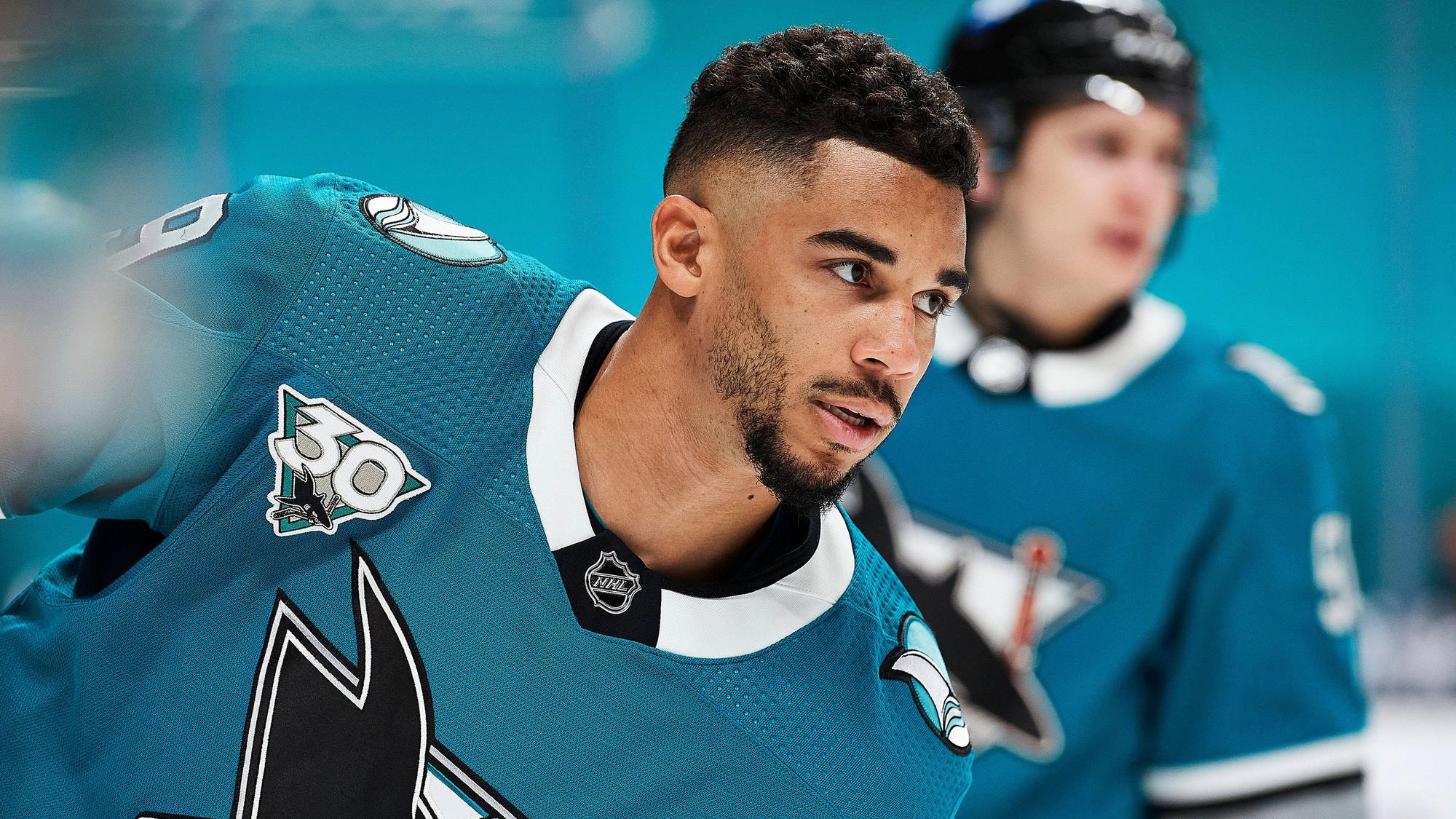 NHL-Profi Evander Kane beim Aufwärmen.