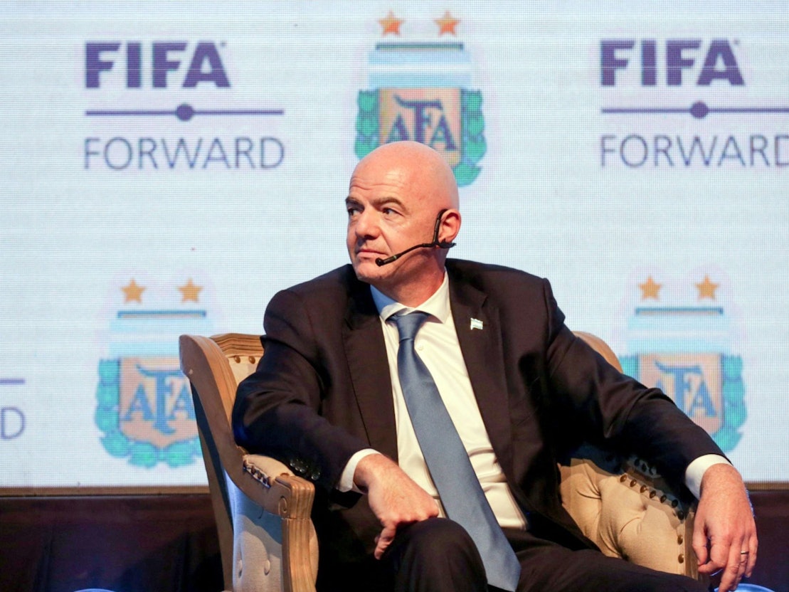 Gianni Infantino, Präsident der FIFA, spricht in einer Talkrunde.