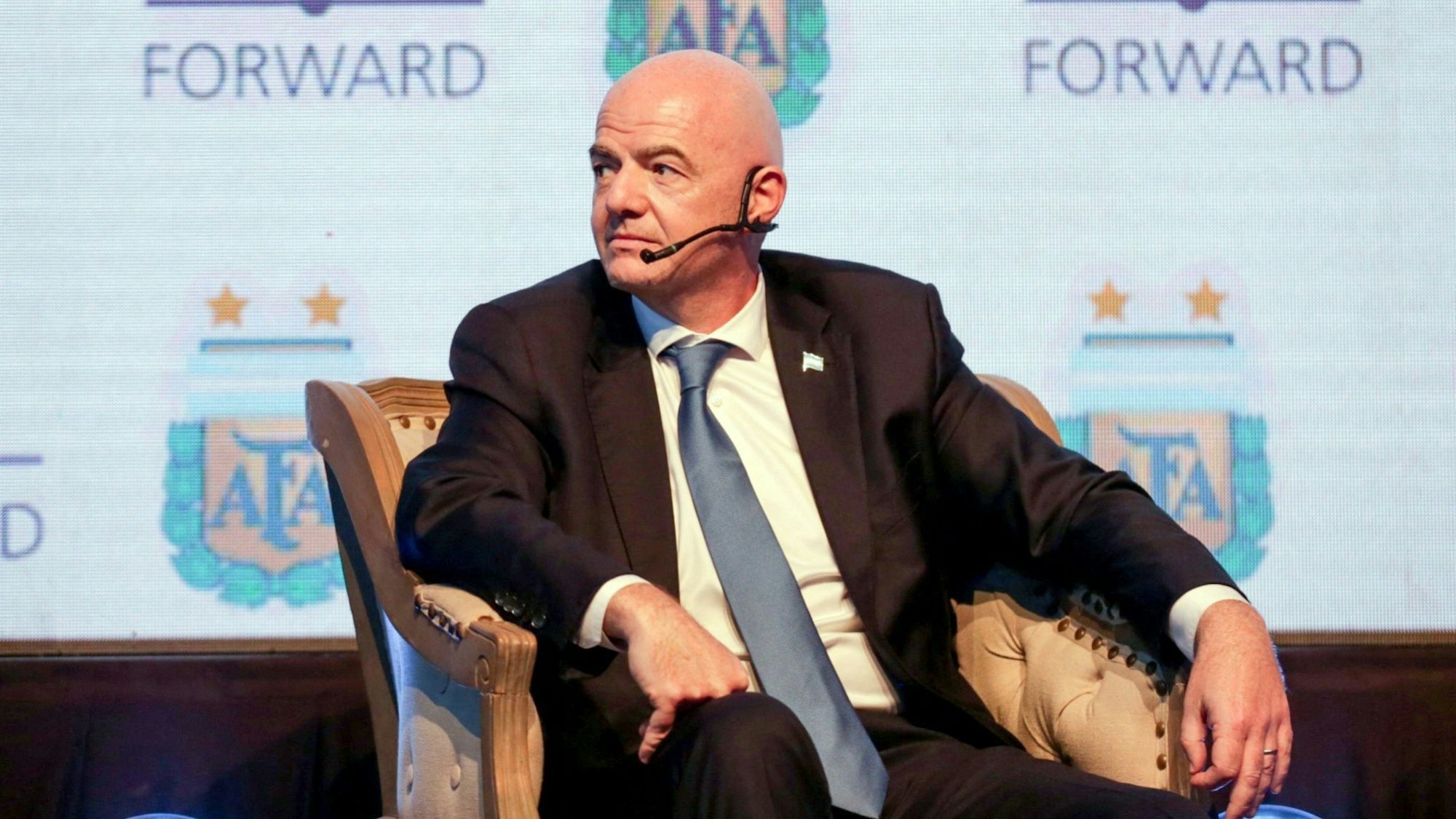 Gianni Infantino, Präsident der FIFA, spricht in einer Talkrunde.